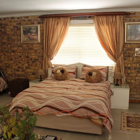 Quest Bed And Breakfast Melkbosstrand Extérieur photo