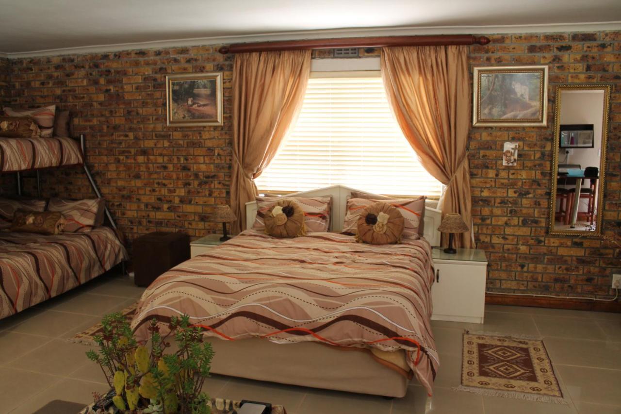 Quest Bed And Breakfast Melkbosstrand Extérieur photo