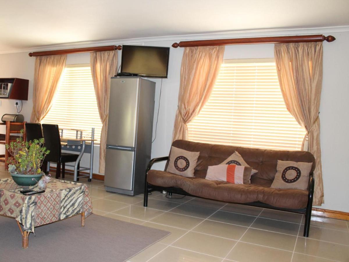Quest Bed And Breakfast Melkbosstrand Extérieur photo