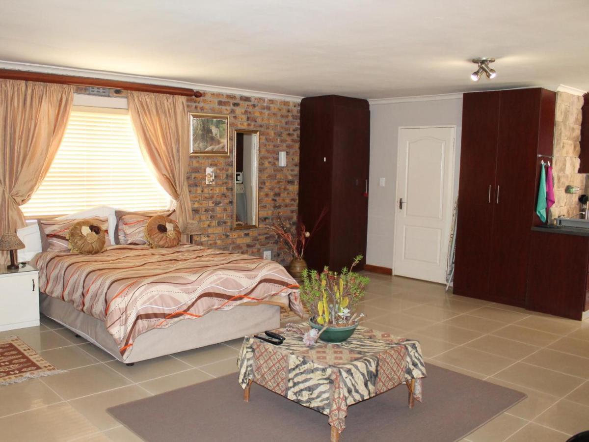 Quest Bed And Breakfast Melkbosstrand Extérieur photo
