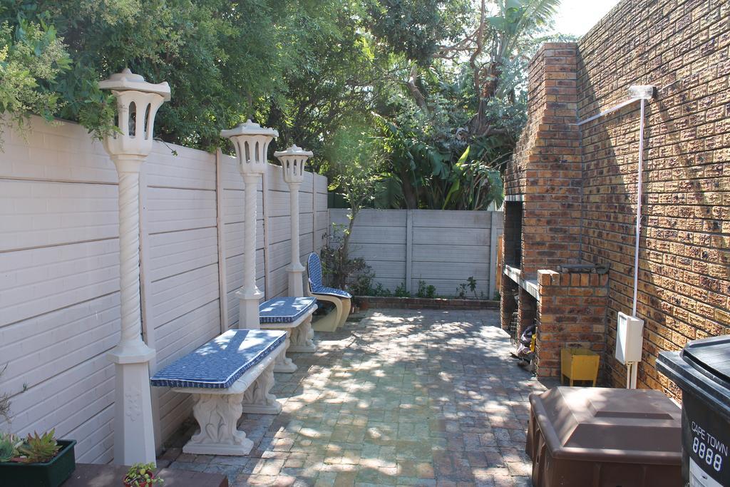 Quest Bed And Breakfast Melkbosstrand Extérieur photo