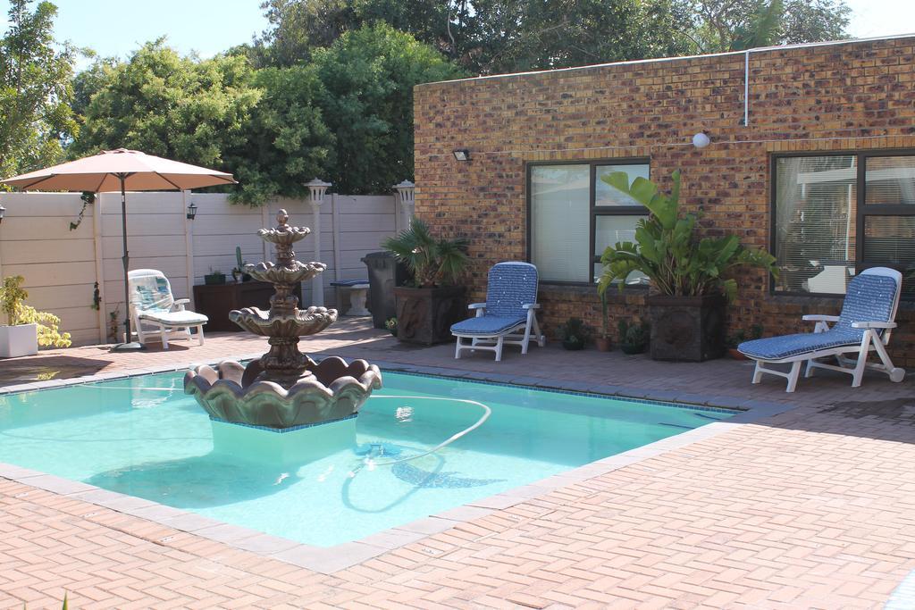 Quest Bed And Breakfast Melkbosstrand Extérieur photo