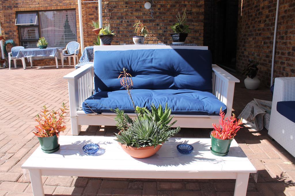 Quest Bed And Breakfast Melkbosstrand Extérieur photo