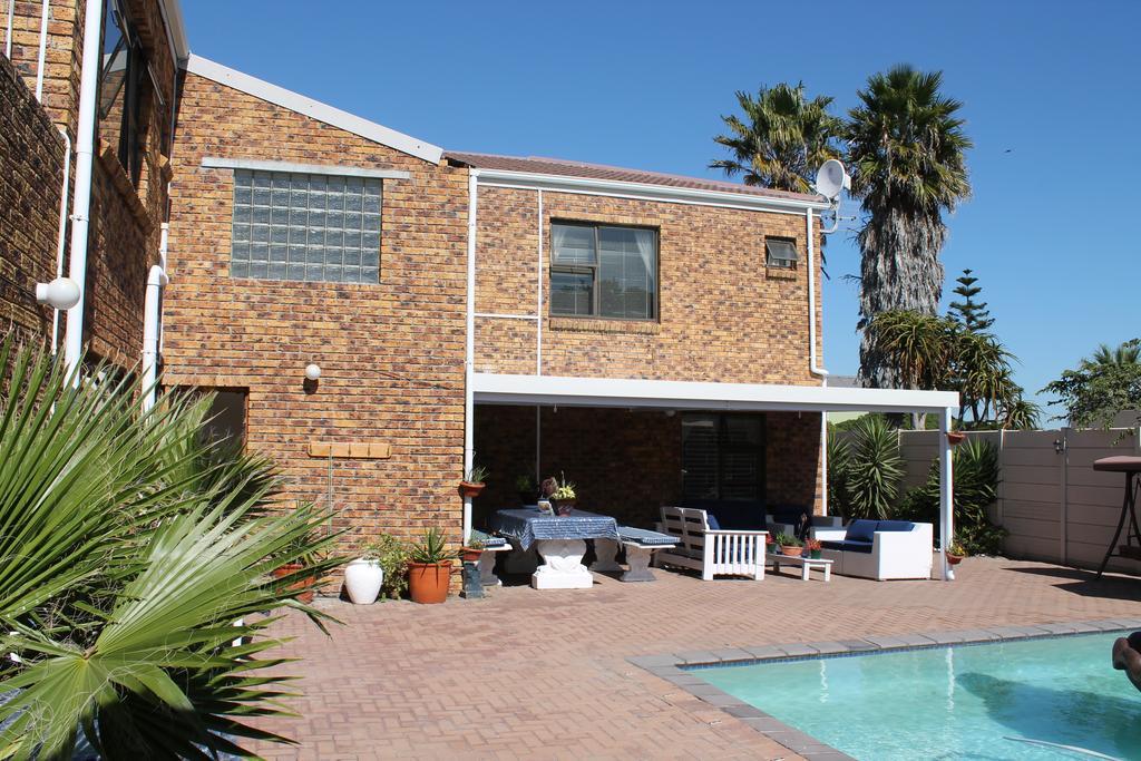 Quest Bed And Breakfast Melkbosstrand Extérieur photo