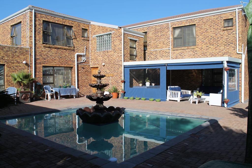 Quest Bed And Breakfast Melkbosstrand Extérieur photo