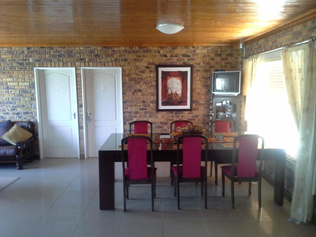 Quest Bed And Breakfast Melkbosstrand Extérieur photo